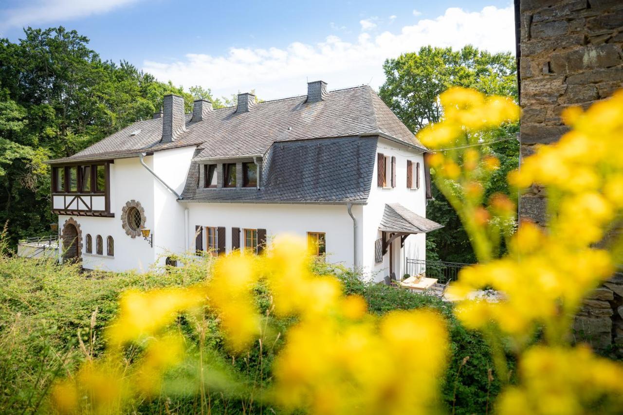 Landhaus Karbach Komplett Oder Einzelne Wohneinheiten Villa Inkl Sauna Bzw Waldhaeuschen Hirten Екстер'єр фото